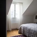 2Ndhomes 2Br City Center Penthouse With Balcony And Sauna