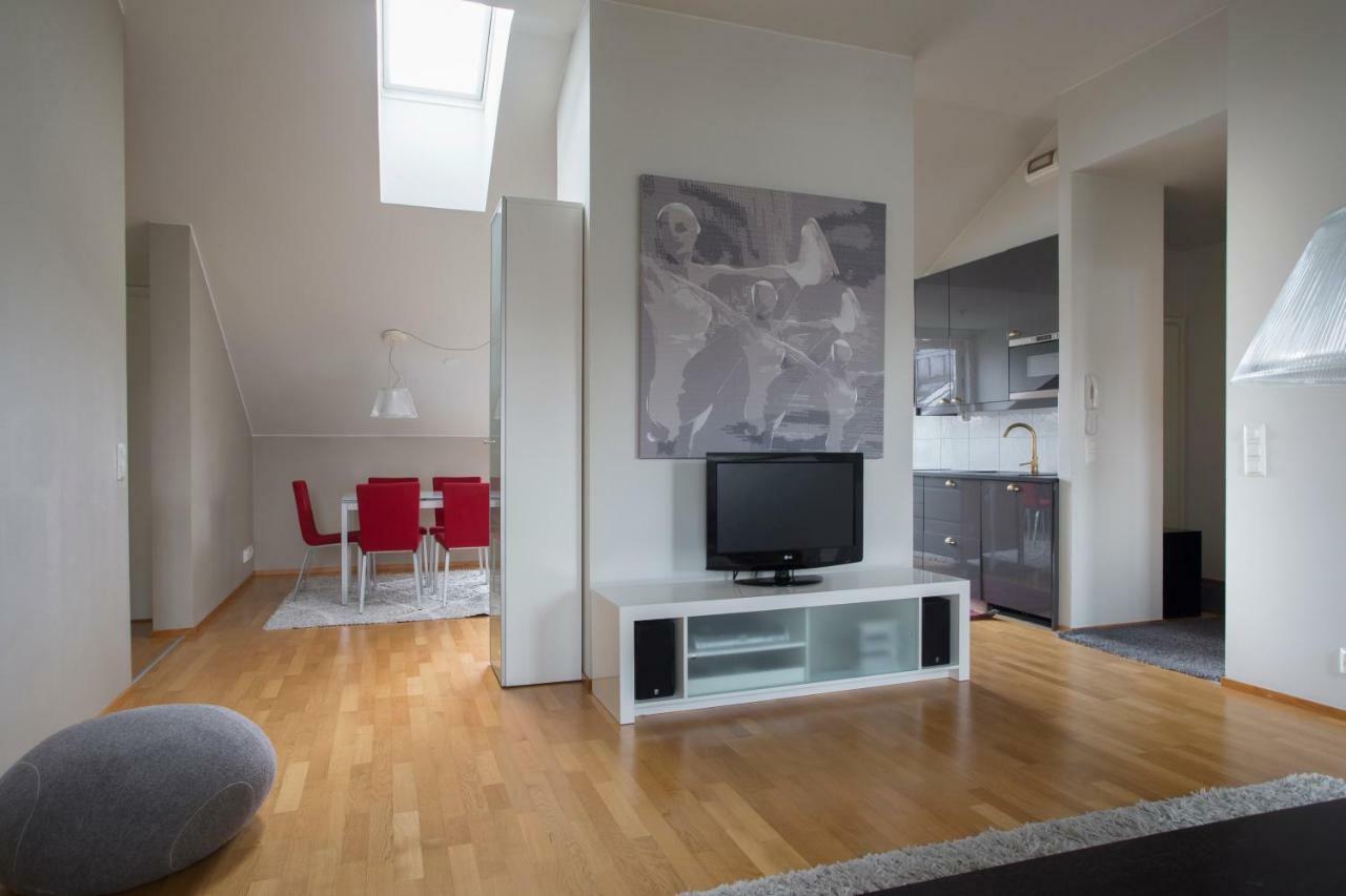 2ndhomes 2br Center Penthouse With Balcony And Sauna Lägenhet *
